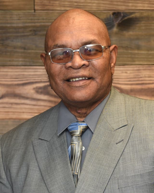 Lester Tarver