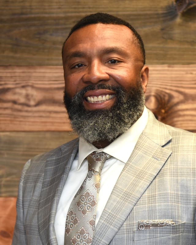 Vashon Bateaste